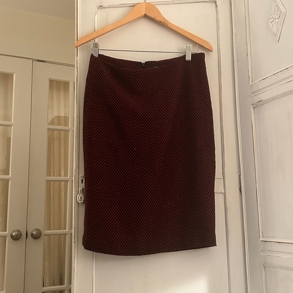 Size 2 Red Tweed Lord & Taylor Pencil Skirt - Picture 1 of 6